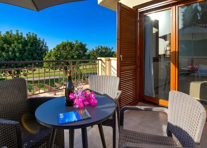 Villa Wonderful Golf View Hg21 Olympus, Aphrodite Hills Kouklia